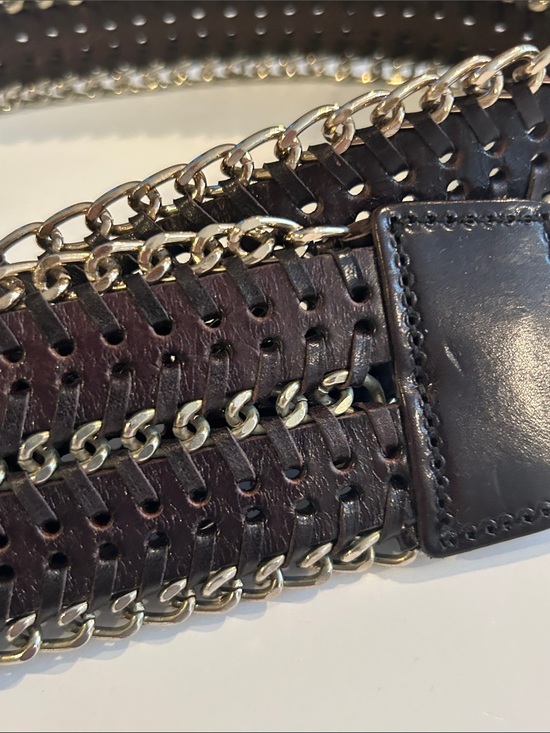 Carlisle Black Leather Belt , Gold Chain and Whipstitch Detail Adj Size M NWOT